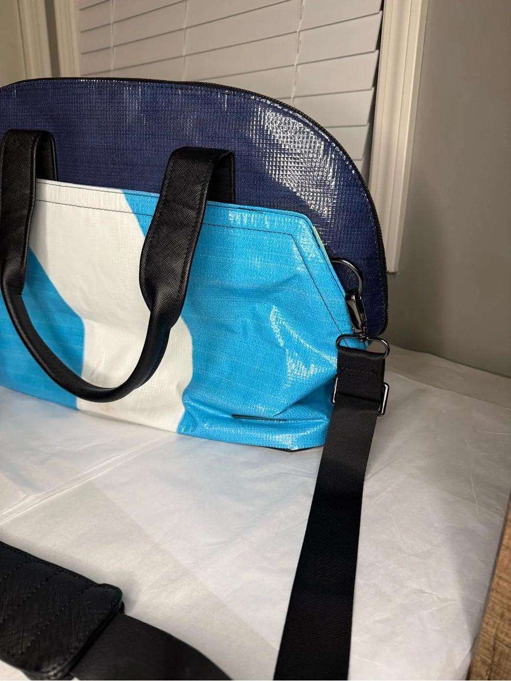 Rareform Recycled Billboard Tote Bag Blue White Convertible Travel Tote
